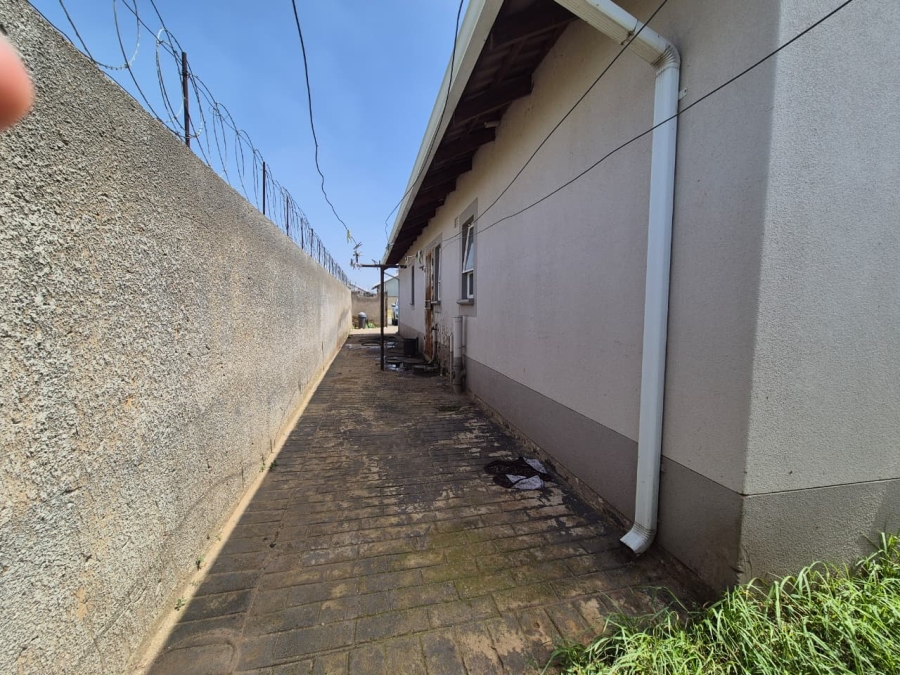 2 Bedroom Property for Sale in Salfin Gauteng