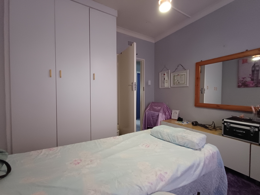 3 Bedroom Property for Sale in Edenvale Central Gauteng