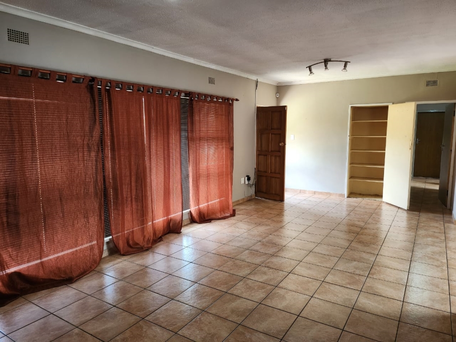 3 Bedroom Property for Sale in Edleen Gauteng