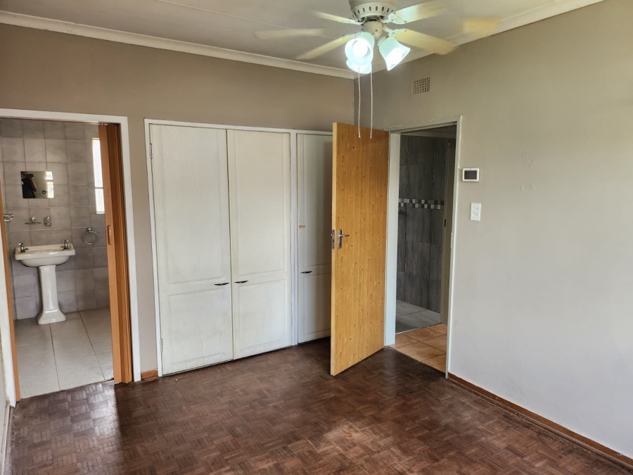 3 Bedroom Property for Sale in Edleen Gauteng