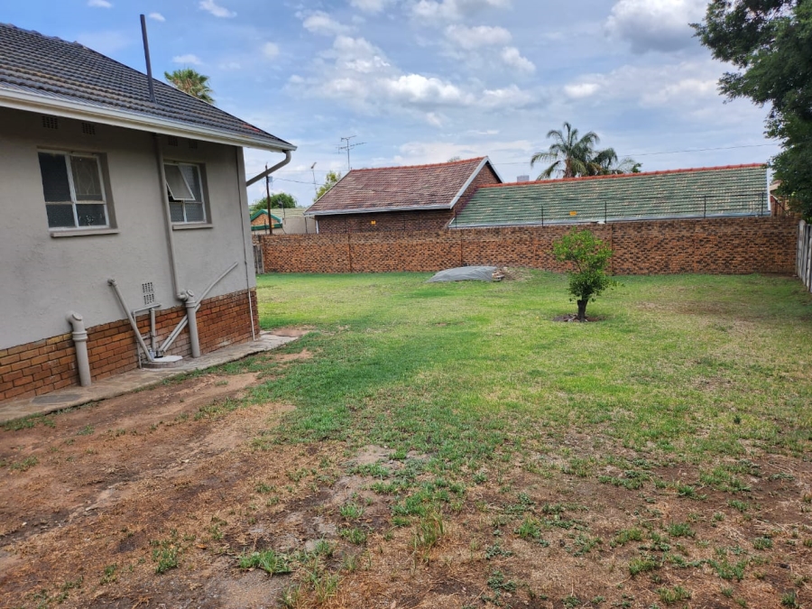 3 Bedroom Property for Sale in Edleen Gauteng
