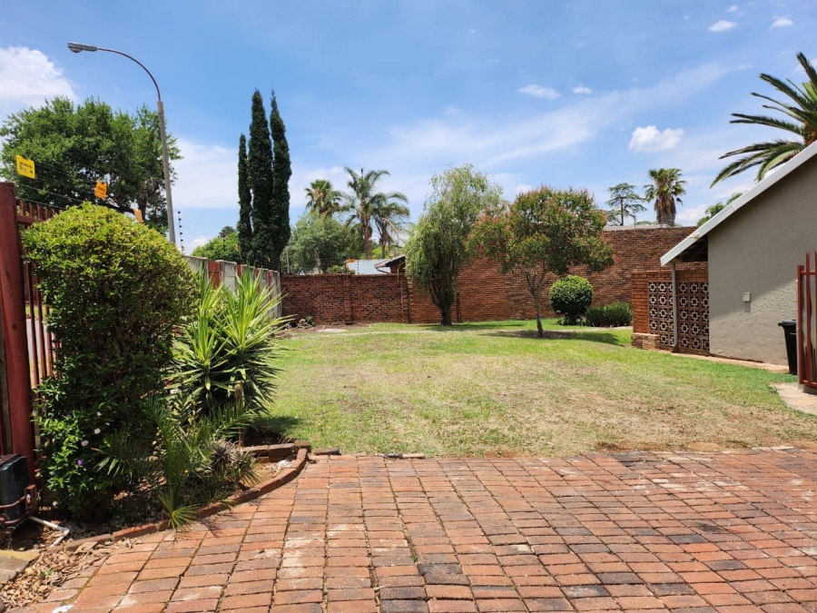 3 Bedroom Property for Sale in Edleen Gauteng