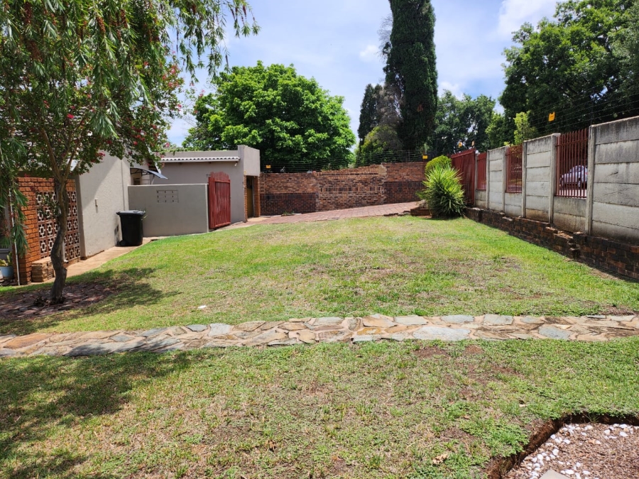 3 Bedroom Property for Sale in Edleen Gauteng