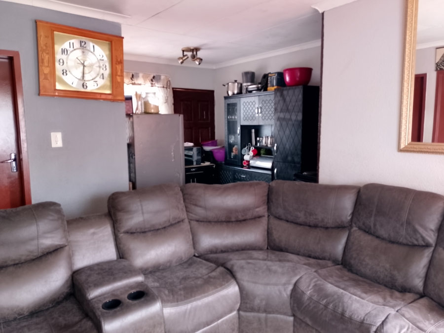 2 Bedroom Property for Sale in Mahube Valley Gauteng