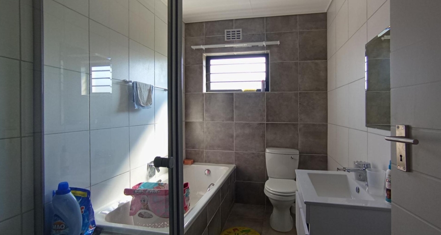 3 Bedroom Property for Sale in Lotus Gardens Gauteng