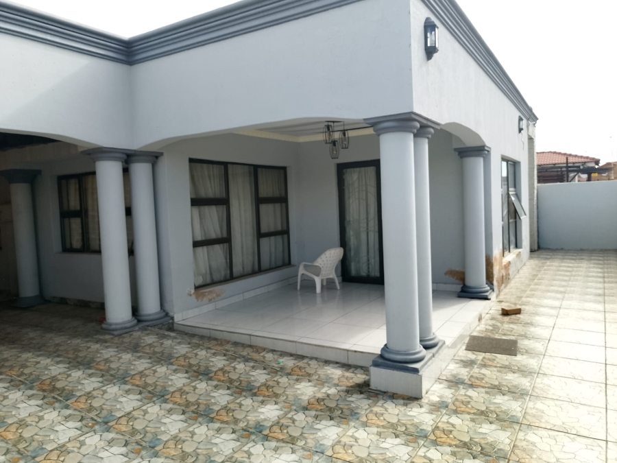 To Let 3 Bedroom Property for Rent in Mamelodi West Gauteng