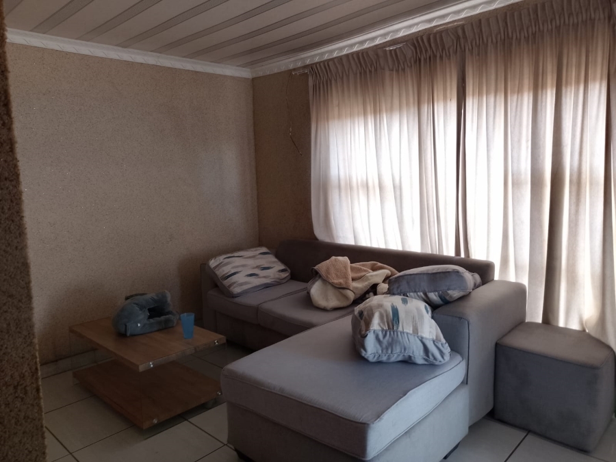 To Let 3 Bedroom Property for Rent in Mamelodi West Gauteng