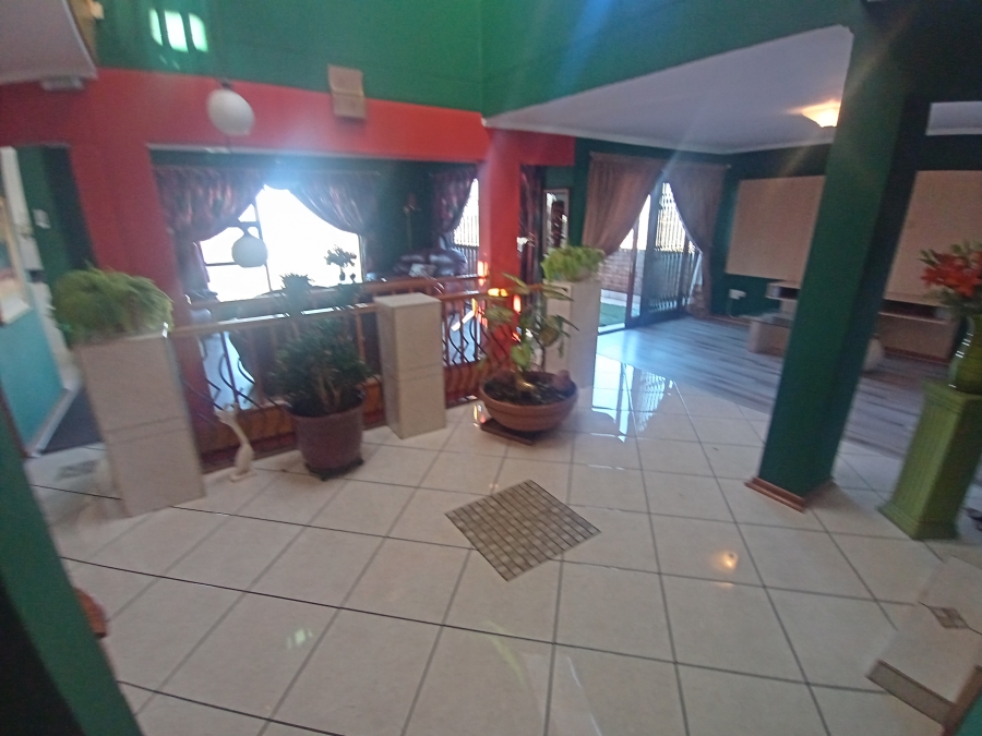 4 Bedroom Property for Sale in Bassonia Gauteng