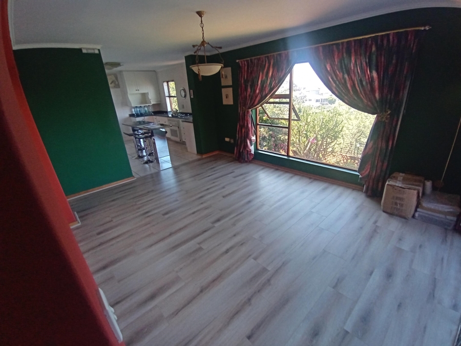 4 Bedroom Property for Sale in Bassonia Gauteng