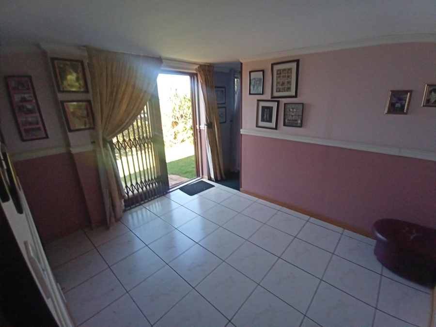 4 Bedroom Property for Sale in Bassonia Gauteng