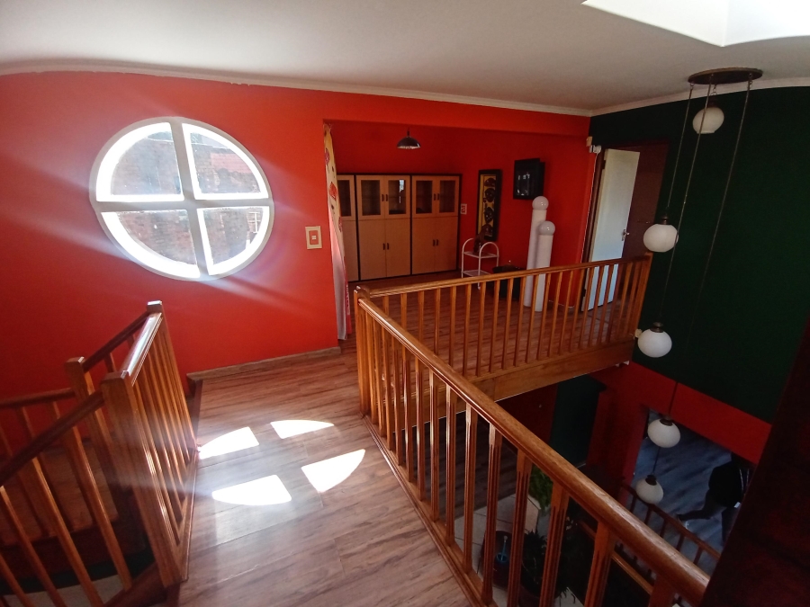 4 Bedroom Property for Sale in Bassonia Gauteng