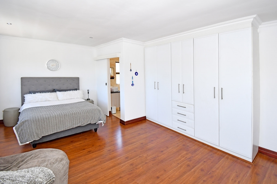 3 Bedroom Property for Sale in Beverley Gauteng