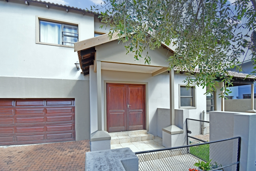 3 Bedroom Property for Sale in Beverley Gauteng