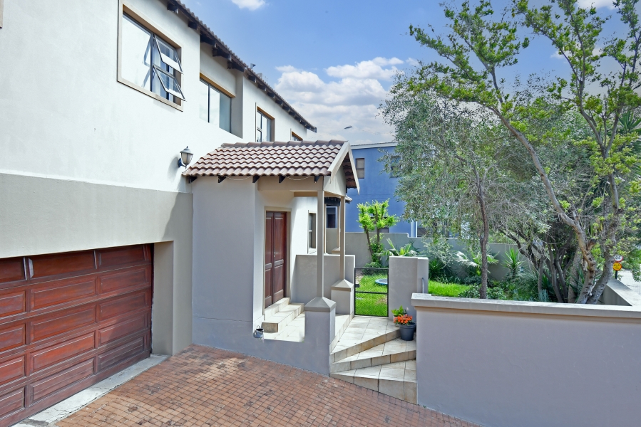3 Bedroom Property for Sale in Beverley Gauteng
