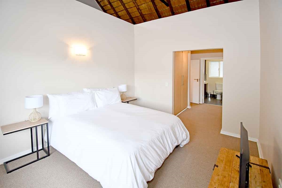 To Let 2 Bedroom Property for Rent in Fourways Gauteng