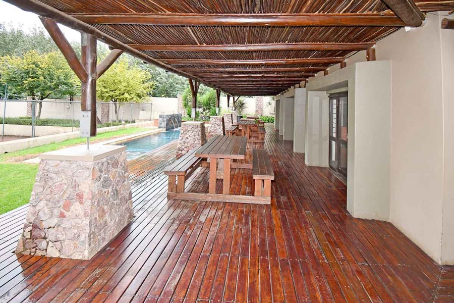 To Let 2 Bedroom Property for Rent in Fourways Gauteng