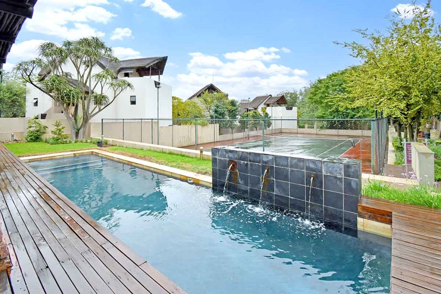 To Let 2 Bedroom Property for Rent in Fourways Gauteng