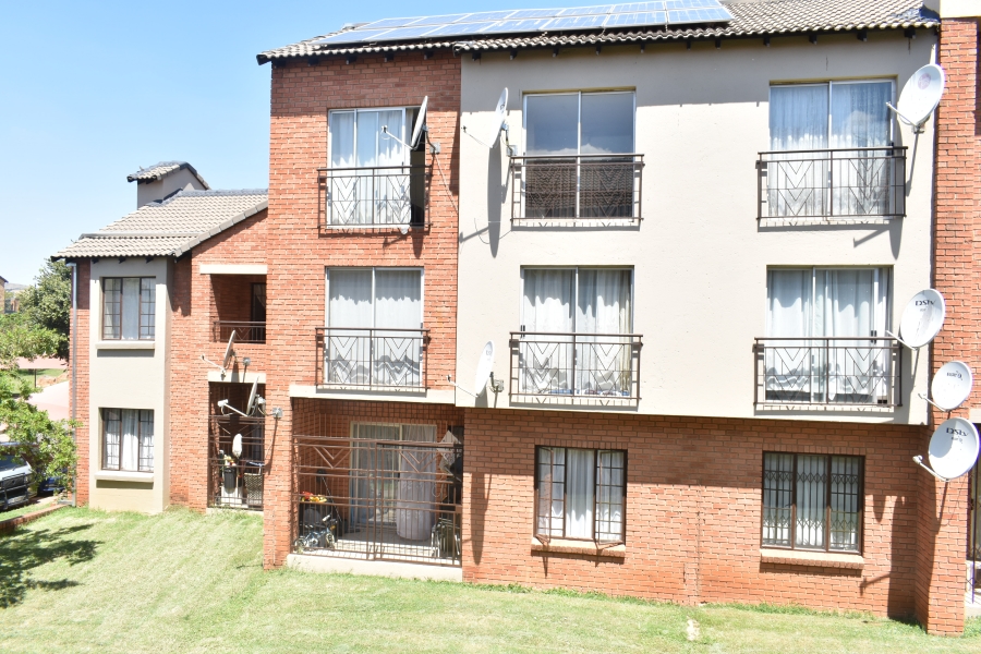 2 Bedroom Property for Sale in Wonderpark Estate Gauteng