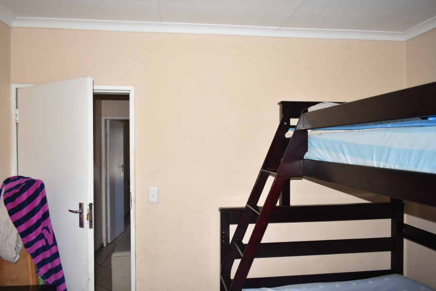 2 Bedroom Property for Sale in Wonderpark Estate Gauteng