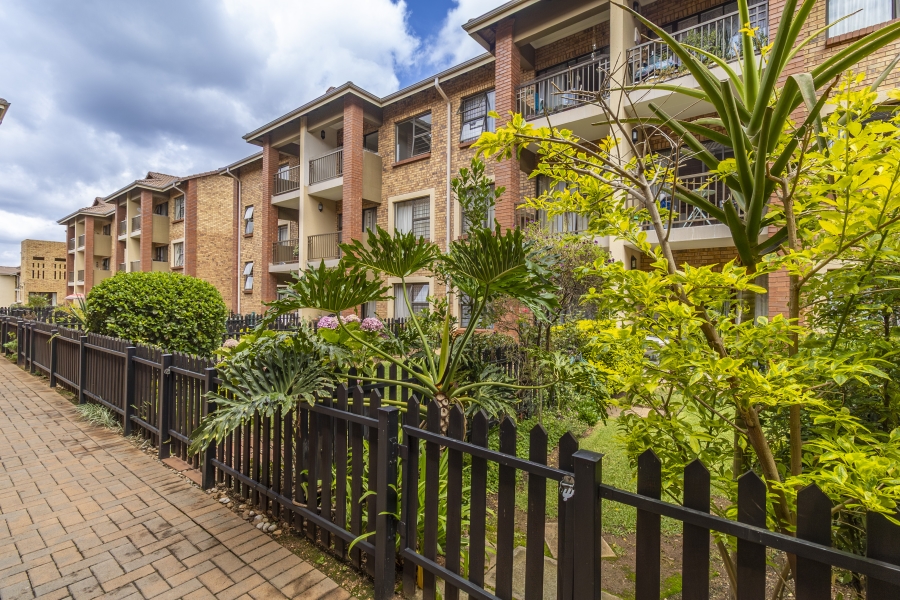 2 Bedroom Property for Sale in Olivedale Gauteng