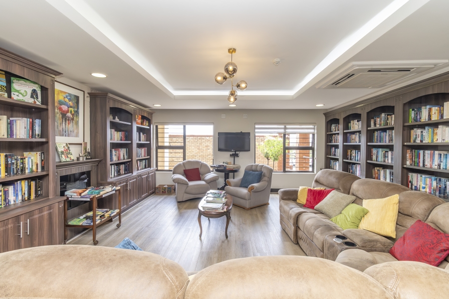 2 Bedroom Property for Sale in Olivedale Gauteng