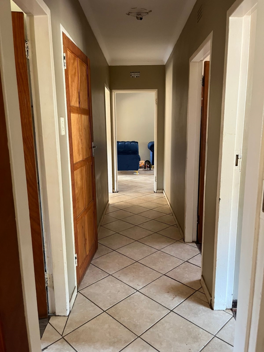 3 Bedroom Property for Sale in Vanderbijlpark Cw 6 Gauteng