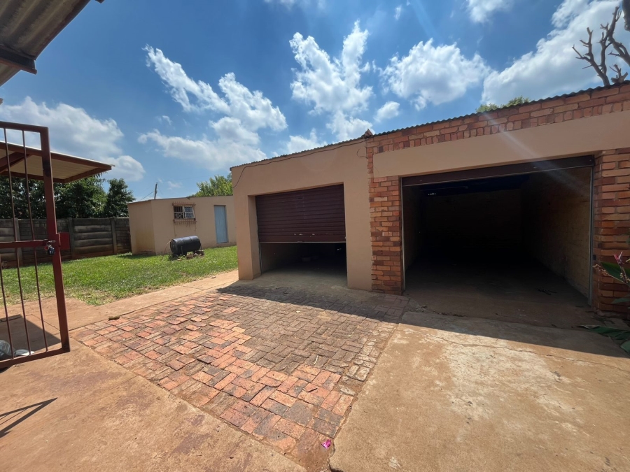 3 Bedroom Property for Sale in Vanderbijlpark Cw 6 Gauteng