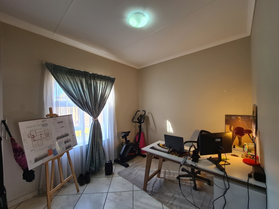 To Let 3 Bedroom Property for Rent in Riverspray Lifestyle Estate Gauteng