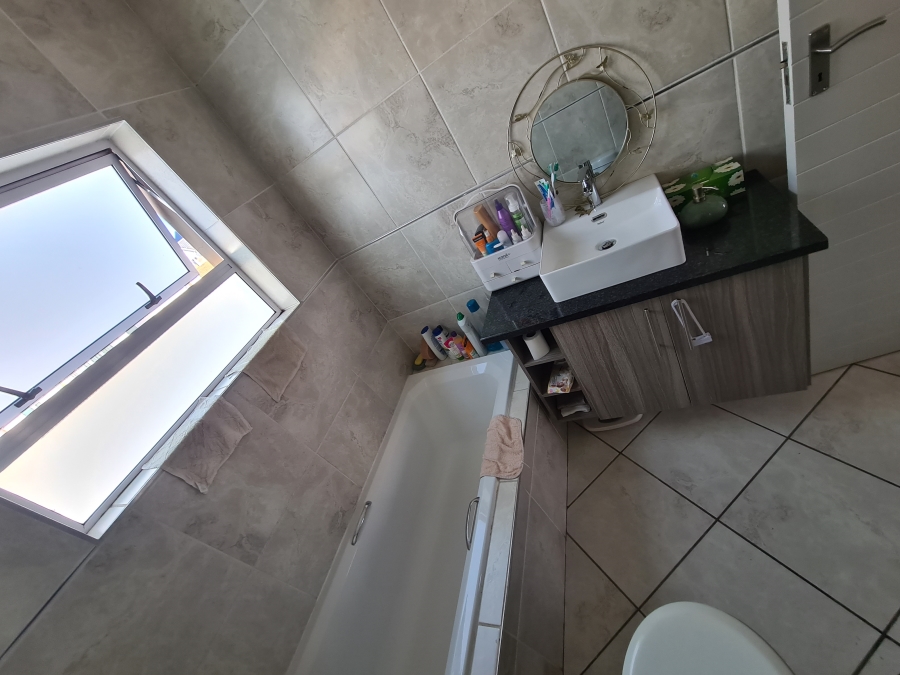 To Let 3 Bedroom Property for Rent in Riverspray Lifestyle Estate Gauteng