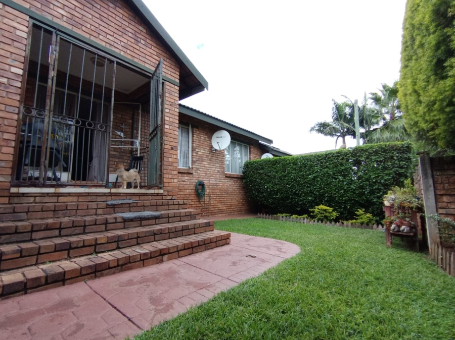 3 Bedroom Property for Sale in Ekklesia Gauteng