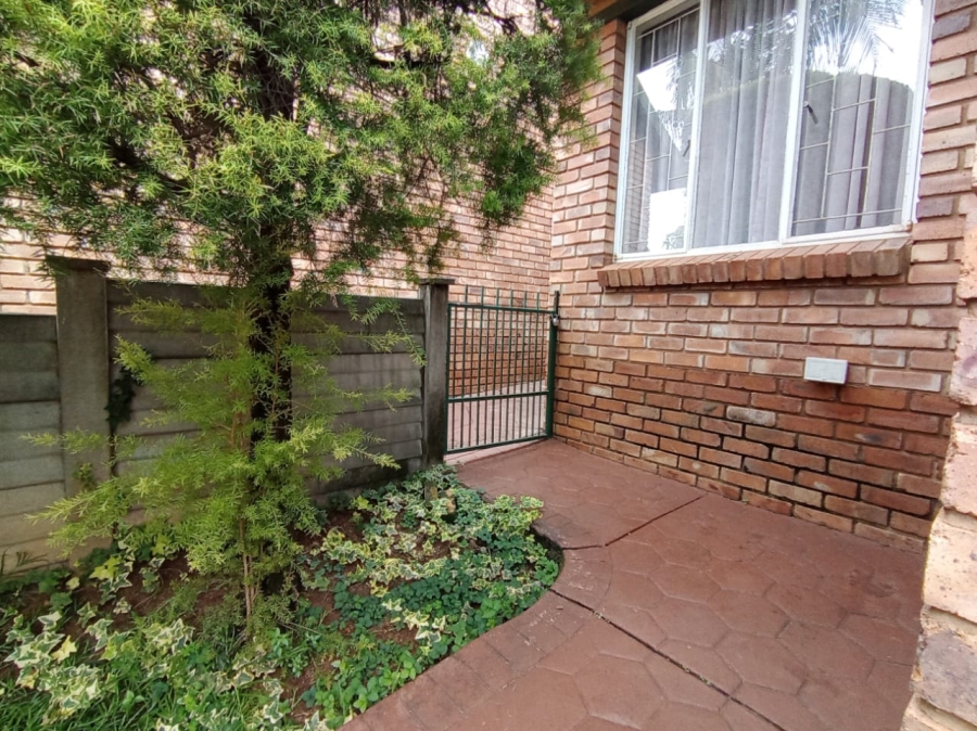 3 Bedroom Property for Sale in Ekklesia Gauteng