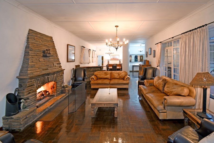 5 Bedroom Property for Sale in Bryanston Gauteng