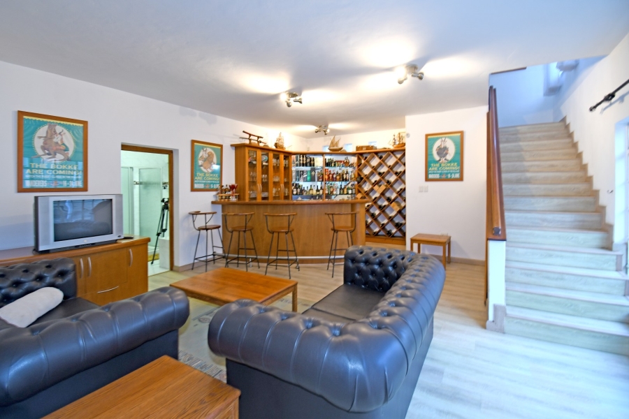 5 Bedroom Property for Sale in Bryanston Gauteng