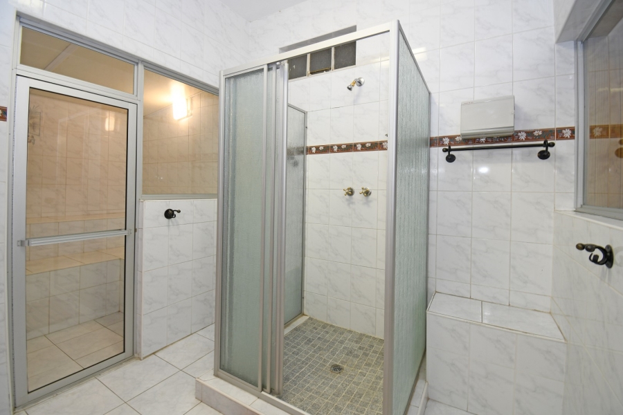 5 Bedroom Property for Sale in Bryanston Gauteng