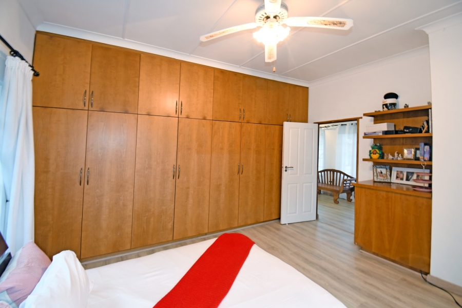 5 Bedroom Property for Sale in Bryanston Gauteng