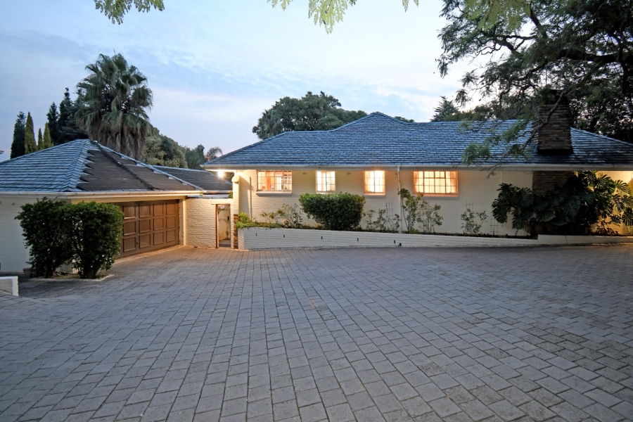 5 Bedroom Property for Sale in Bryanston Gauteng