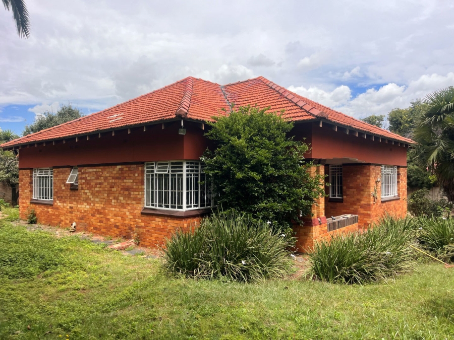 3 Bedroom Property for Sale in Highlands North Gauteng