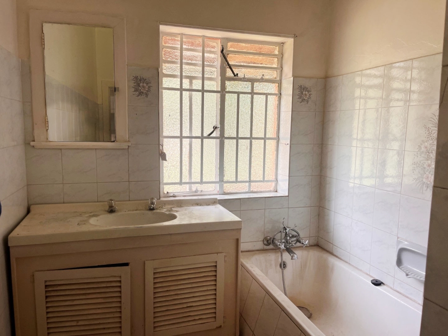 3 Bedroom Property for Sale in Highlands North Gauteng