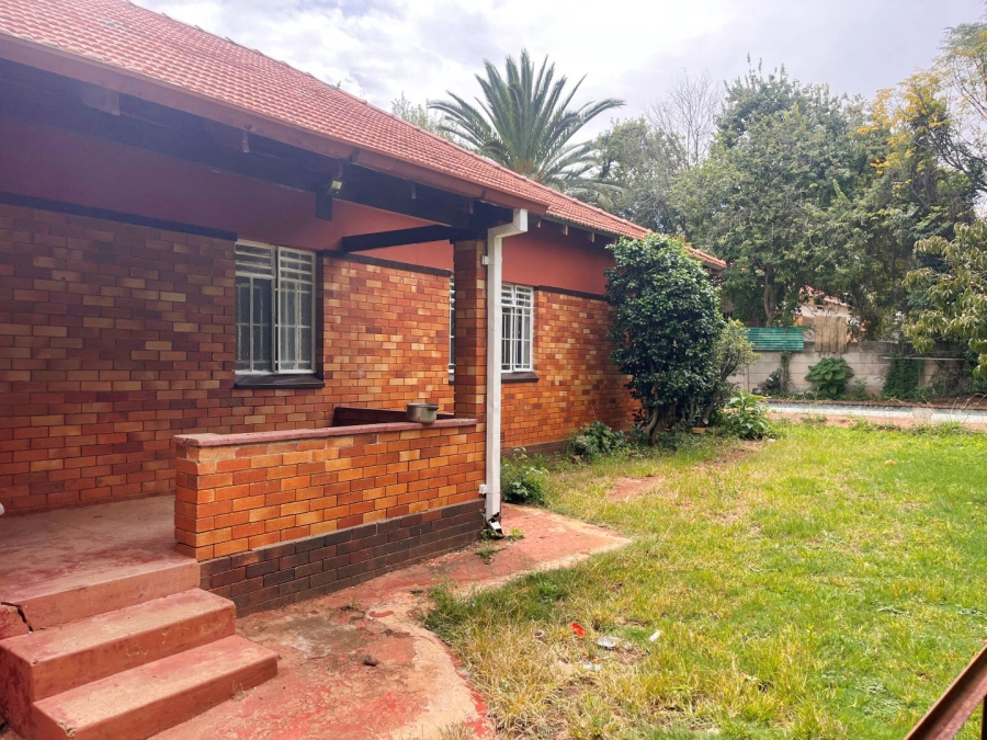 3 Bedroom Property for Sale in Highlands North Gauteng