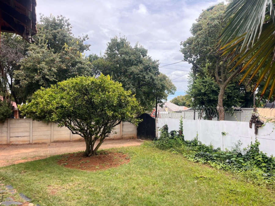 3 Bedroom Property for Sale in Highlands North Gauteng