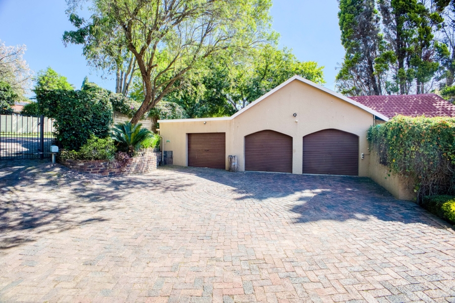 4 Bedroom Property for Sale in Boskruin Gauteng