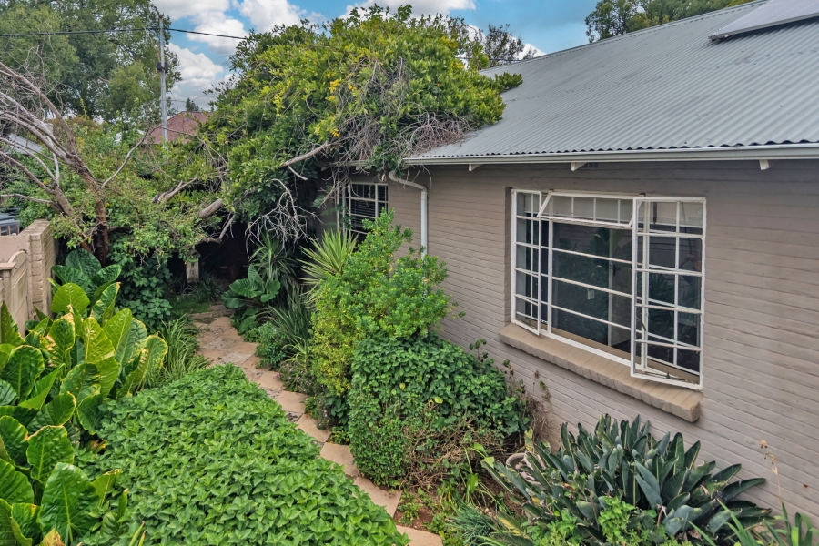 2 Bedroom Property for Sale in Westdene Gauteng