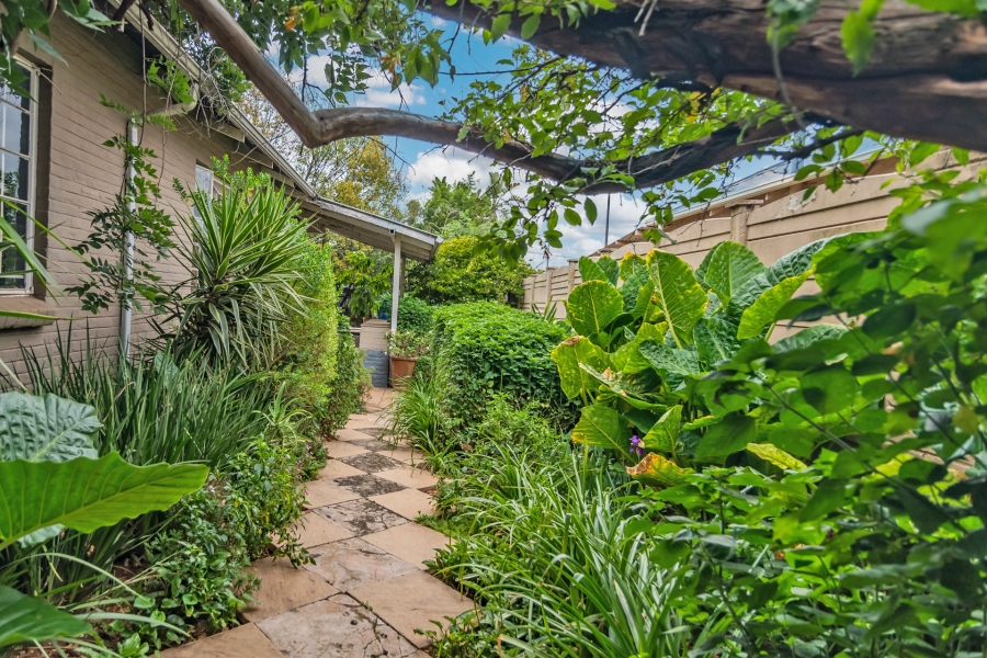 2 Bedroom Property for Sale in Westdene Gauteng