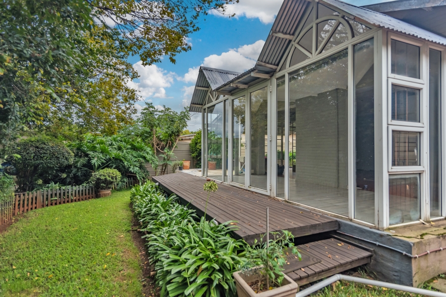 2 Bedroom Property for Sale in Westdene Gauteng