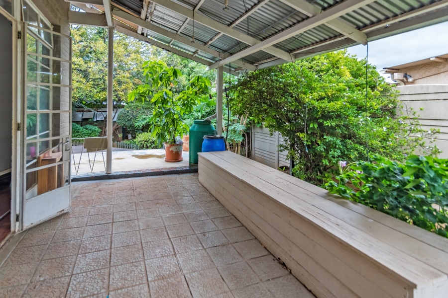 2 Bedroom Property for Sale in Westdene Gauteng