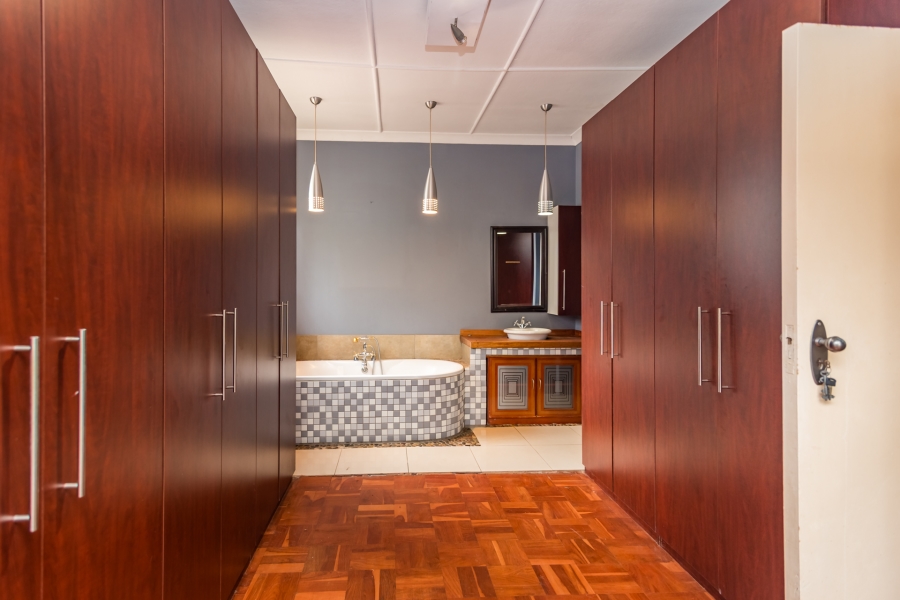 2 Bedroom Property for Sale in Westdene Gauteng