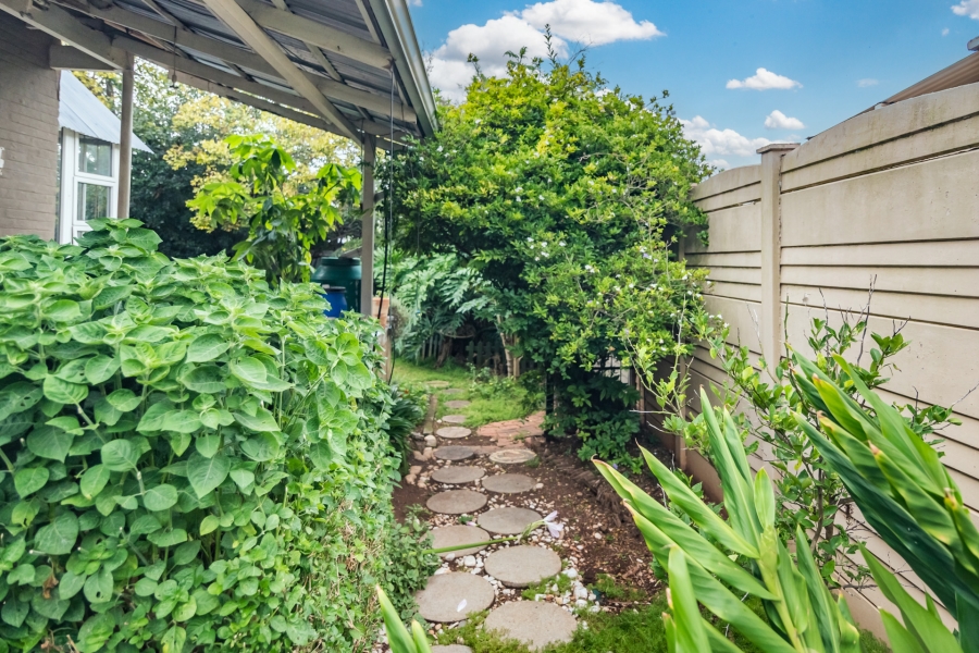 2 Bedroom Property for Sale in Westdene Gauteng