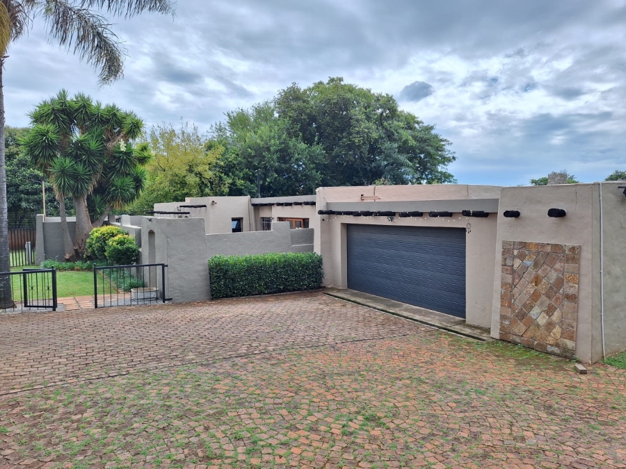 3 Bedroom Property for Sale in Eldoraigne Gauteng
