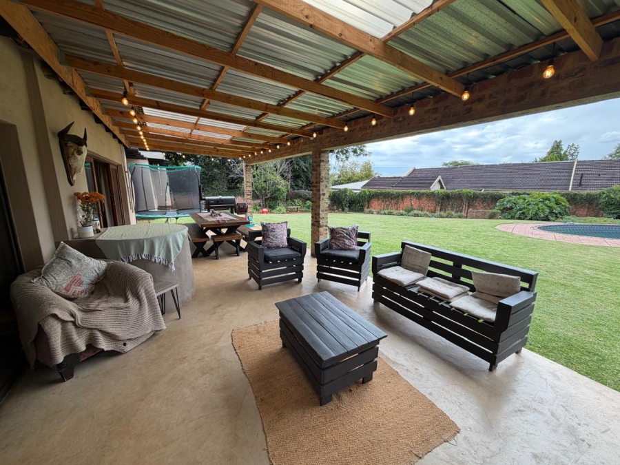 3 Bedroom Property for Sale in Eldoraigne Gauteng