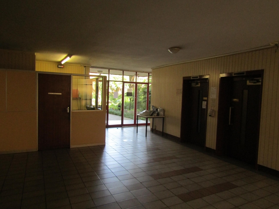 1 Bedroom Property for Sale in Parktown Gauteng